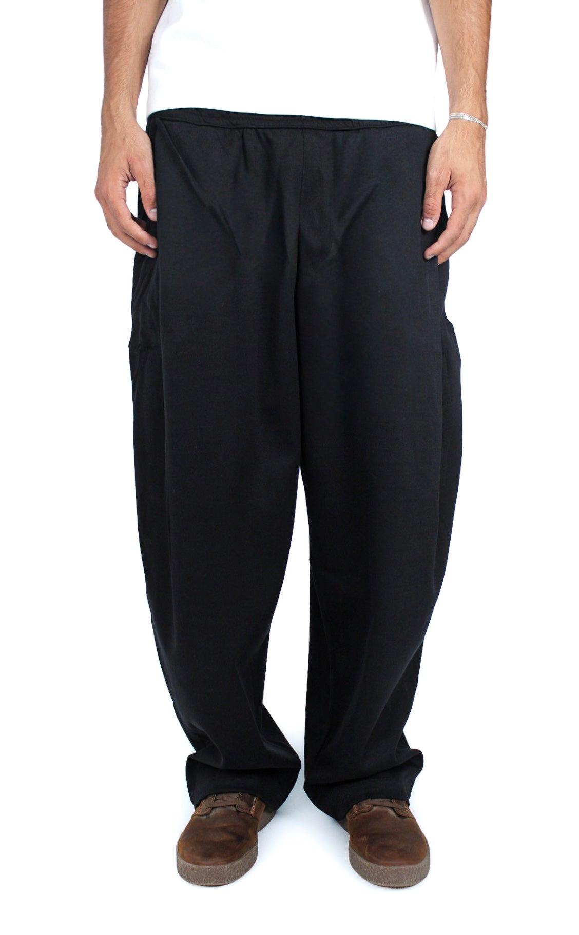 Pleated Balloon-Fit Pants in Black, front detail