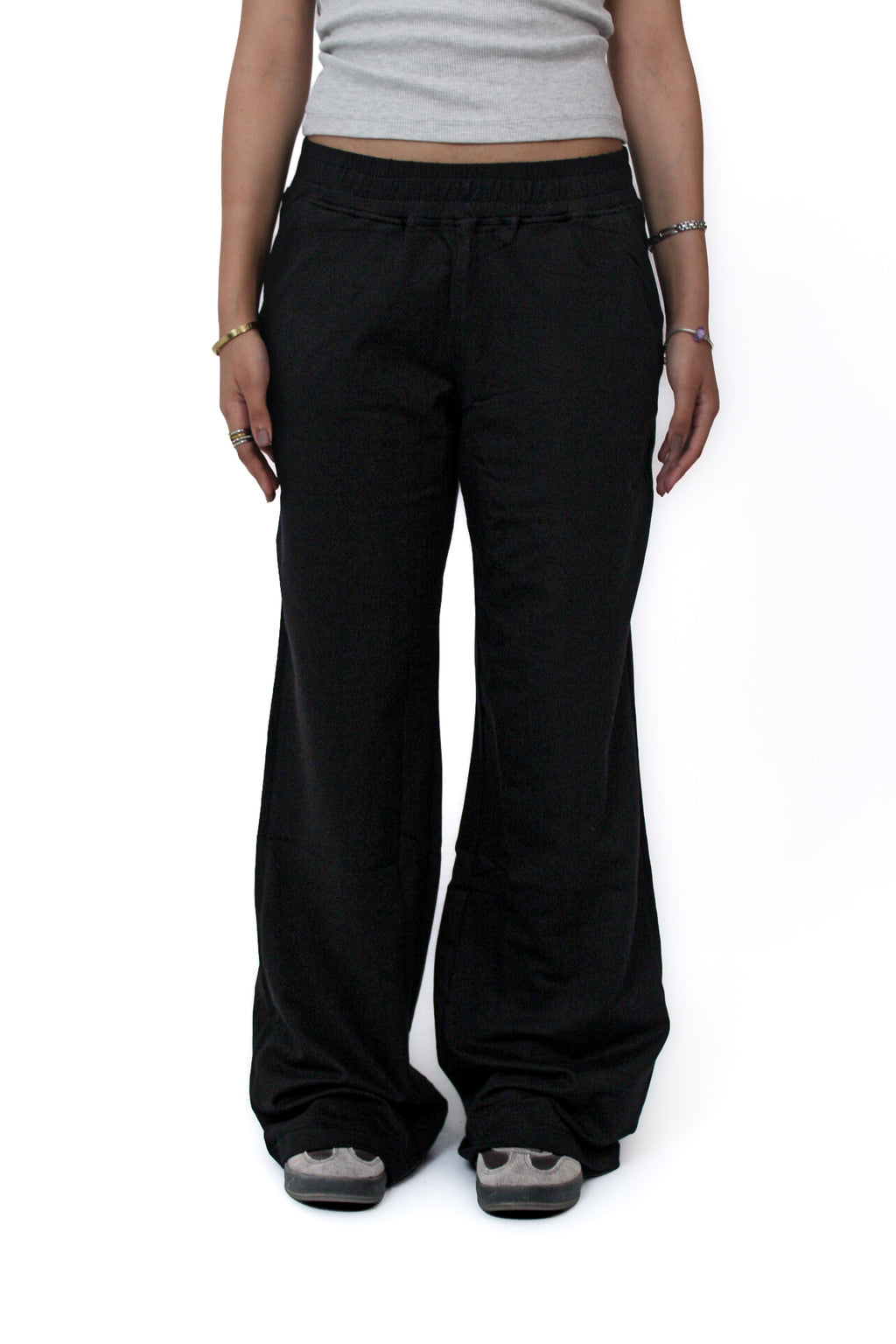 Lightweight Wide-Leg Pants in Black, front view