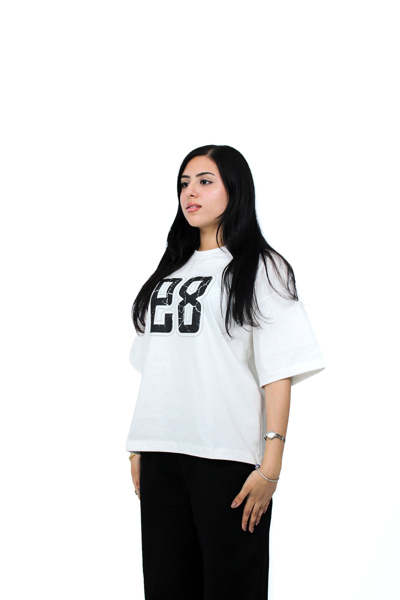 89 Oversized Boxy Tee in White, three-quarter view