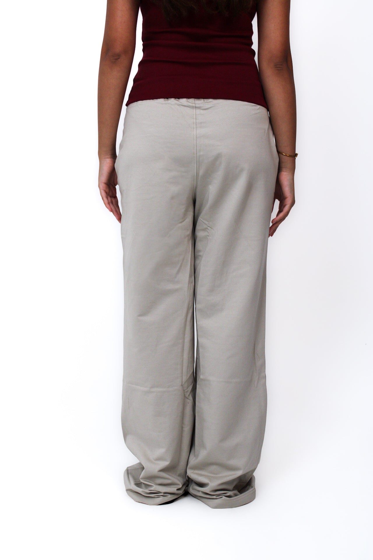 Lightweight Wide-Leg Pants in Griege, back view